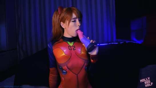 Рыжая вебкамщица в секс наряде снимает мастурбацию 2